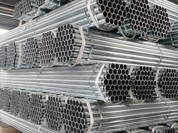 galvanized steel pipe vs black steel pipe