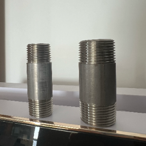Stainless pipe nipples